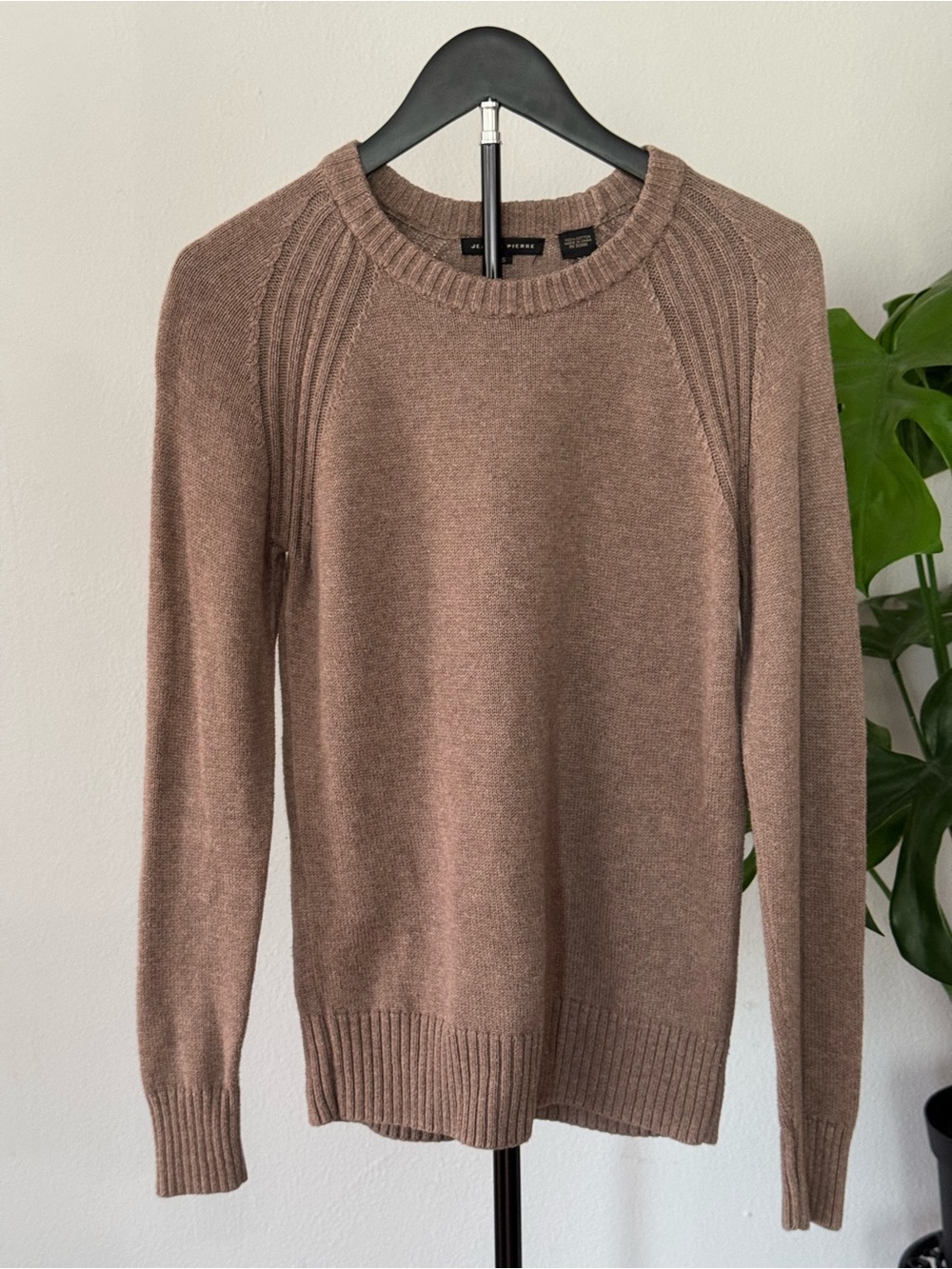 JEANNE PIERRE Men's Taupe Crewneck Sweater